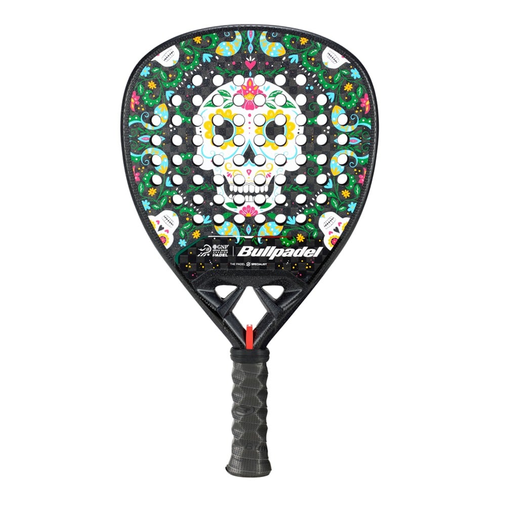 Bullpadel Vertex 04 Mexico 2024 padel racket met zwarte en gele afwerking