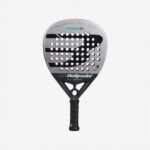 Bullpadel Hack 03 Comfort 26 padelracket in zwart en rood design