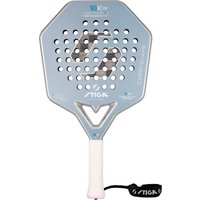 Stiga 18K LW 2 Cybershape padel racket met zwarte en gele accenten